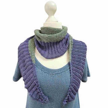 Strick-Set Halbrundes Tuch Helga aus der Tynn Line Sandnes Garn