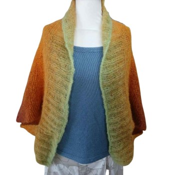 Strick-Set Seelenwärmer aus zwei Poema Alpaca Bobbeln von Laines du Nord