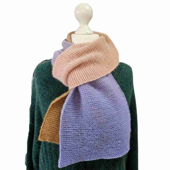 Strickset Schal aus einem Poema oder Poema Tweed Bobbel von Laines du Nord für Anfänger geeignet