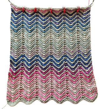 Strick-Set Zick-Zack-Stola Super Soft von Lana Gatto und uni Meriowolle